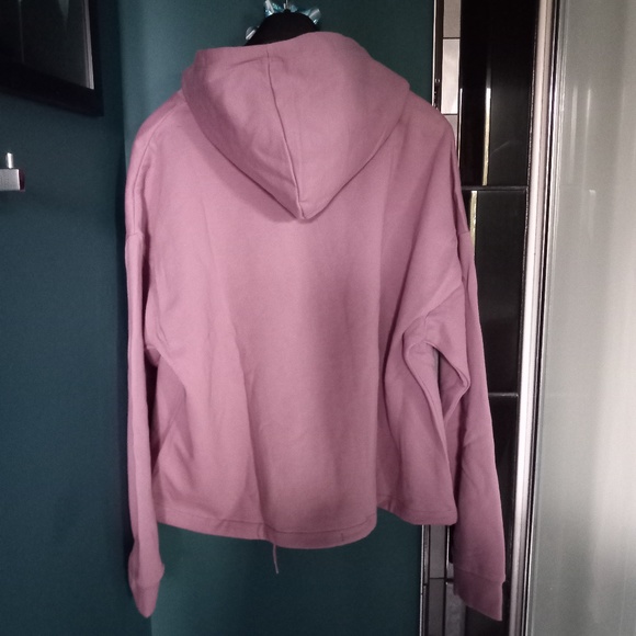 PUMA- Elite Cowl Neck Hoodie - Women's- SZ XL-Colour Pale Grape/Purple- NWT - Picture 2 of 4